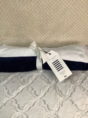 Indigo Blue and White Beach Towel NWT 34x64